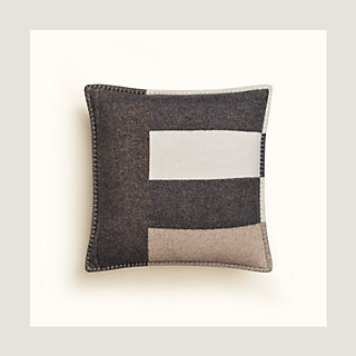 H Casaque pillow | Hermès Australia H Casaque pillow | Hermès Australia